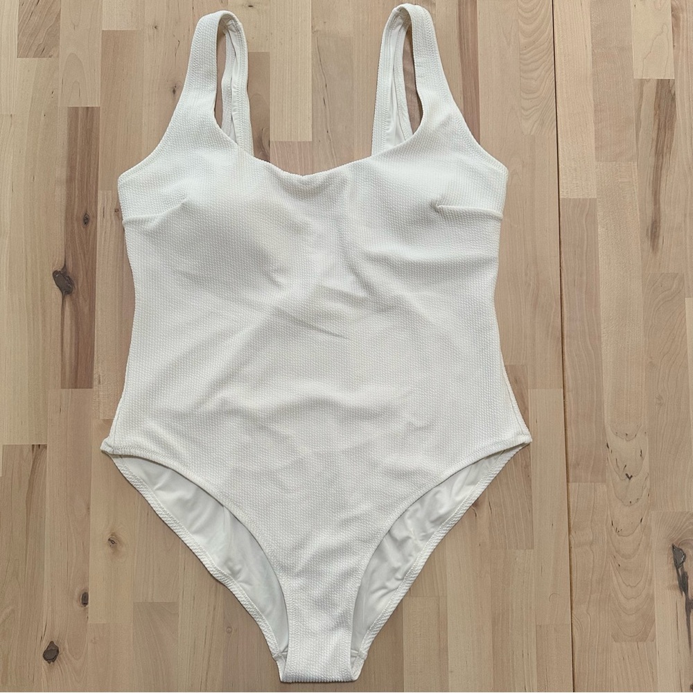 H&M White Ribbed One Piece Swimsuit